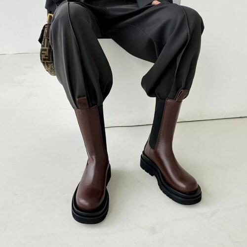 2021 INS Hot Sale Chelsea Boots Women Genuine Leather Shoes Round Toe Autumn Winter Platform Boots Women Mid Calf Boots