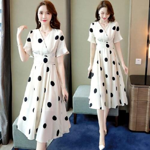 Short Sleeve V-neck French Summer Dress Womens 2021 New Temperament White Dot Black Dot long Skirt Slim A-line Skirt
