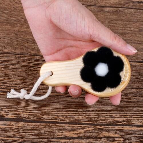 Bamboo Charcoal Fiber Facial Brushes Flower Shape Soft Facial Cleanser Exfoliate Cleaning Brush Wood Handle Face Skin Care Tool