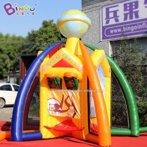 Inflatable world sport game court for kids / 5In1 inflatable basketball soccer goal arena / inflatable interactive bounce games