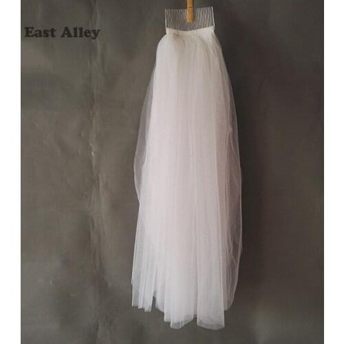 Beautiful Short Elbow Length Tull Bridal Veil Romantic 3-Layers Wedding Veils With Comb Velos De Novia