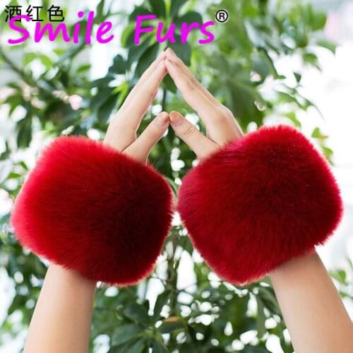 Winter Women Wrist 2019 New Arrivals Women Warm Faux Fox Fur cuff Furry Muff Cute Arm Oversleeve Windproof Wristbands FY08