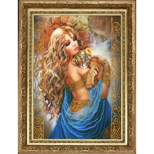 5D DIY Diamond Painting Abstract girl And Tiger Cub Cross Stitch Diamond Embroidery Full Square Round diamond mosaic woman A2211