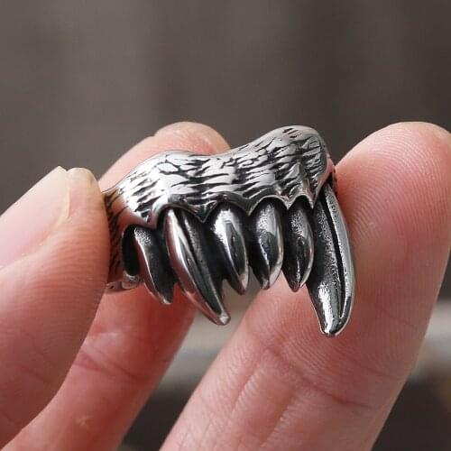 Gothic Beast Teeth Rings For Men 316L Stainless Steel Punk Biker Rings Cool Devil Teeth Mens Rings Jewelry Gift Size 7-13