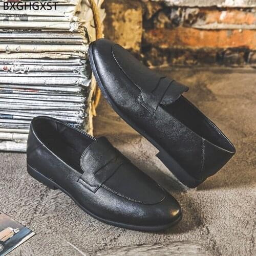 Fashion Mens Loafers Leather Man Shoes High Quality Slip on Shoes Men Italian Wedding Shoe for Men 2021 Zapatos De Hombre Sapato