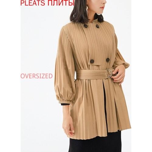Autumn and Winter Fashion MIYAKE Pleated Double Row Windbreaker Womens Trench Coat Korean Loose Short Cardigan Lace Up Top
