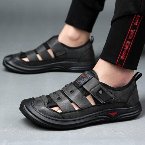 2020 Summer New Men Sandals Trend Soft Bottom Leather Baotou Breathable Velcro Sandals Men Wear-Resistant Casual Hole Shoes Men