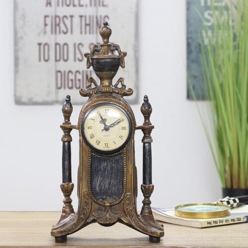 European clock and living room clock ornament Large seat clock retro seat clock American luxury Desk Clock