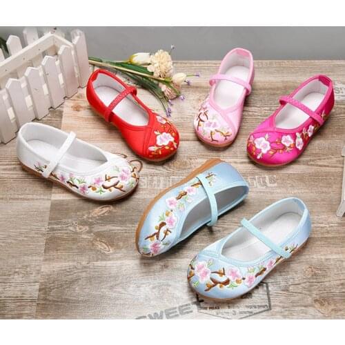Kids Cloth Shoes For Girls Fashion Floral Cloth Flats Childrens Traditional Chinese Performance Show Shoes Embroidery Floral
