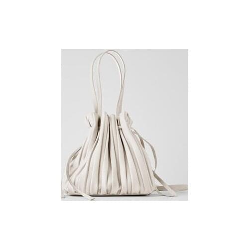 Womens Single Shoulder Crossbody Messenger Bag All-match Bucket Bag 2020 Brand Designer Pleated Package Temperament Handbag