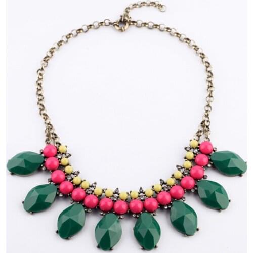 Bulk Price Red Yellow Beads Green Geometric Pendants Necklace For Women Antique Gold Color Statement Necklace Vintage Jewelry