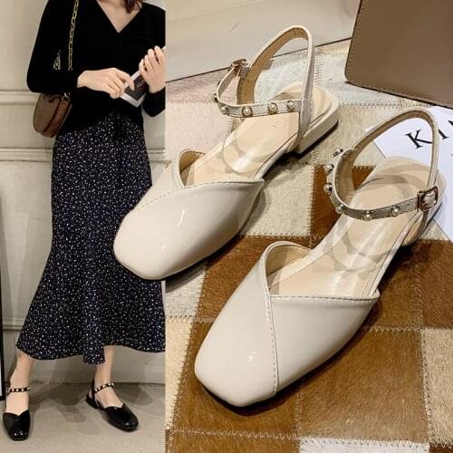 Cover Toe Baotou sandals female 2020 summer new word buckle shallow mouth with wild pointed thick back with empty womens shoes