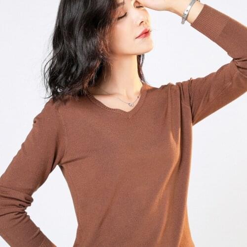 Flower Moon Women's V-Neck Pullovers