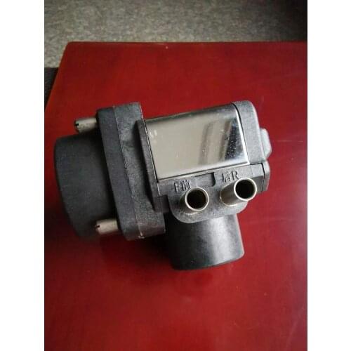 Cow Pneumatic/Electric Milking Pulsator Damping Type Vacuum Pulsator Design Life more than 5 years