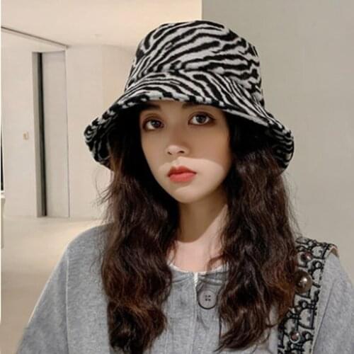 2020 black white bucket hat flat bottom fishing hat hip hop plaid hat hat autumn zebra pattern fashion design fisherman hat