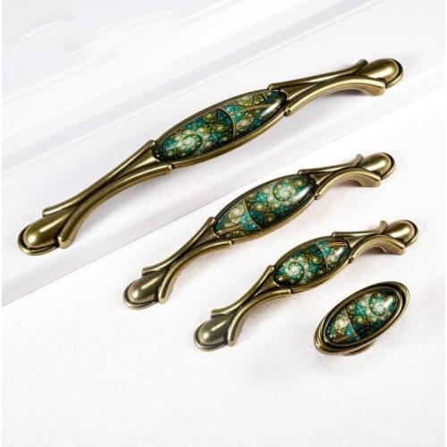 Vintage Furniture Handles Elegant Bronze Kitchen Cabinet Knobs and Handles Wardrobe Cupboard Door Handle Closet Drawer Pulls