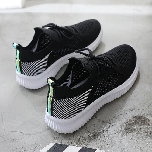 New Summer Womens Shoes Mesh Lightweight Womens Breathable Sports Flat Casual Womens Sports Vulcanized Shoes Zapatos De Mujer