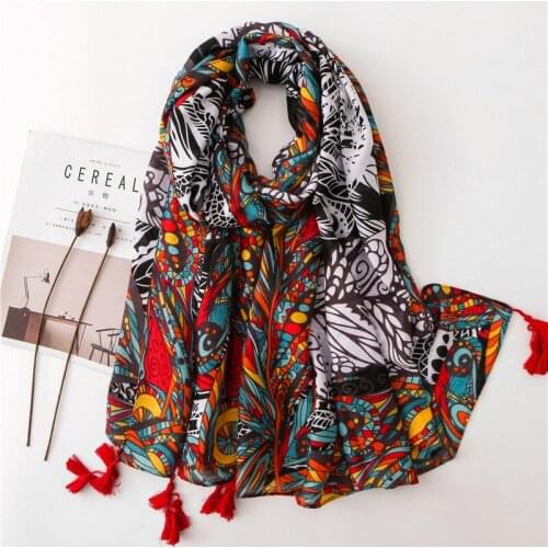 Pop Art Style Leaf Printed Cotton Linen Scarf Beach Hot Spring Tourism Shawl Men and Women Sun Protection Beach Wraps