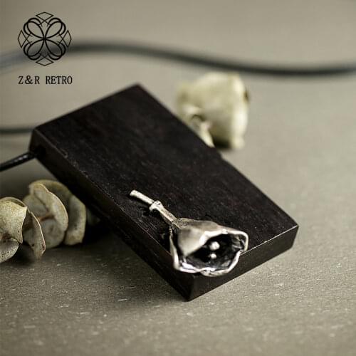 Metal Flower Wooden Pendants Necklace Women Sandalwood Sweater Accessories Fashion Jewelry Elegant Necklace Pendant Wholesale