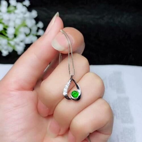 New style clear green diopside gemstone pendant for necklace with silver