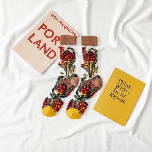 1 Pair Ladies Thin Style Cotton Socks Novelty Harajuku Medium Tube Women Embroidery Socks Funny Casual Vines Flowers Socks