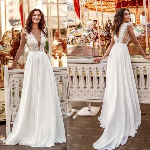 A Line Chiffon Wedding Dress Sexy Deep V Neck Lace Appliques Summer Beach Bridal Gowns 2021 Modern Backless Sweep Train