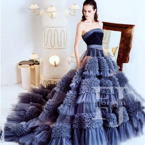 2020 Fashion Strapless A-Line Ruffles Tulle Dresses Women Formal Party Wear Dress Zipper Back Sweep Train Evening Robe