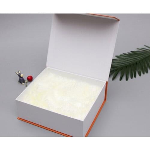 Factory low price full color printing magnetic gift box --- DH12070