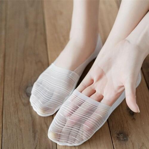 Fashion Socks Women 2021 New Women Invisible Sock Slippers Color Thin Mesh Transparent Womens Socks Striped Women Slippers