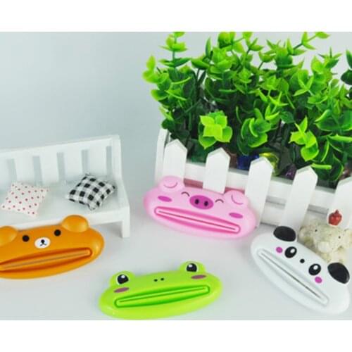 1Pc Toothpaste Tube Squeezers Squeeze Paste Dispenser Roll Holder Cartoon Frog/AnimalCat/Frog/Panda/Pig Color Random