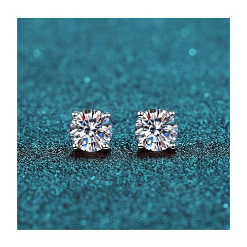 New store opens ,Loss offset sales, Classic style round Moissanite Earrings 0.5ct 5mm 925 silver color D GRA certificate