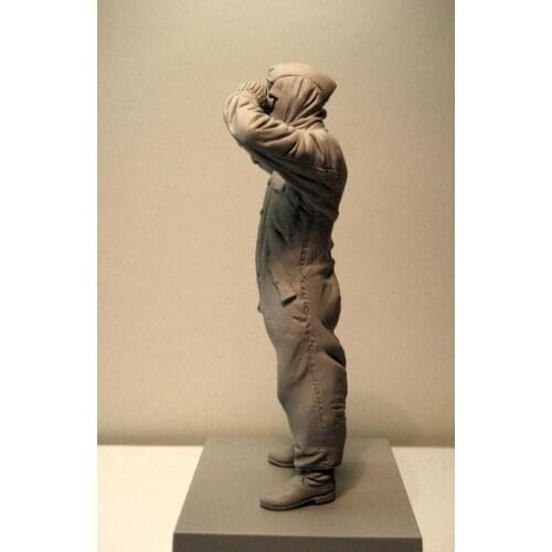 1/16 Scale German tanks Overlooking the distance Miniatures WWII Unpainted Resin Model Kit Figure Free Shipping