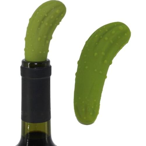 Soft Reusable Cucumber Shaped Silicone Red Wine Bottle Stopper Plug Cork Leakproof Kitchen Accessory