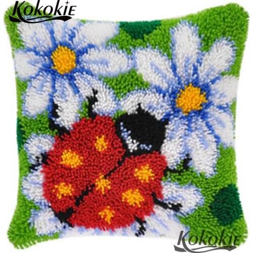 Latch hook rug cushion Crocheting Rug Kits Yarn cartoon Patchwork Pillowcase making kits cross stitch kits embroidery needlework
