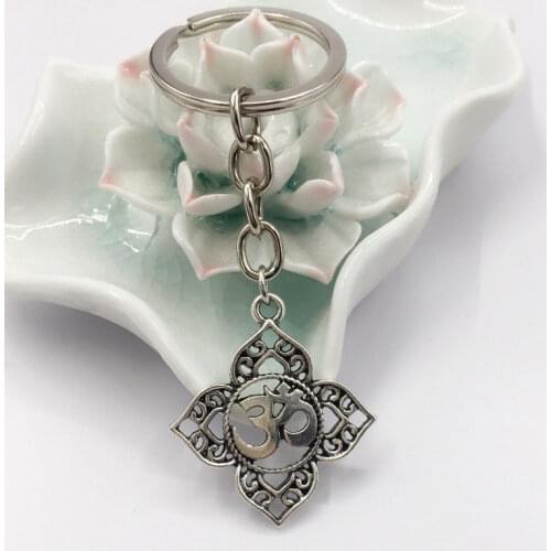 Filigree OHM OM AUM Buddha Lotus Pendant Keychain, Buddhist Yoga Keychain Mens Car Keychain Ladies Bag Keychain
