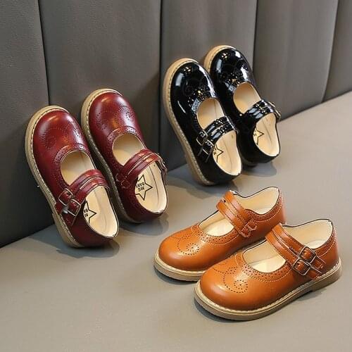 Retro Kids Leather Shoes Double Buckle Mary Janes Cut outs Fretwork Girls Shoes Emboss Boys Brogue Shoe Non-Slip Spring Autumn