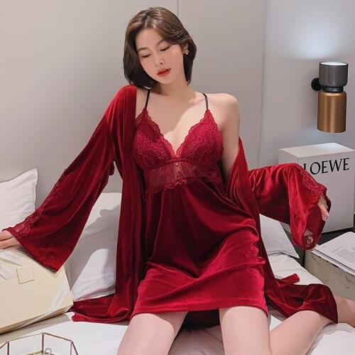 Autumn Women Pajamas Fashion Long Sleeve Sexy Suspender Nightdress High Quality Luxury Golden velvet Home Wear Two-piece Pajamas