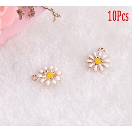 10/20PCS Beauty Lady Jewelry Gold Tone Sunflower Great Enameled Daisy Shape Alloy Charm Necklace Pendants Jewelry Crafts