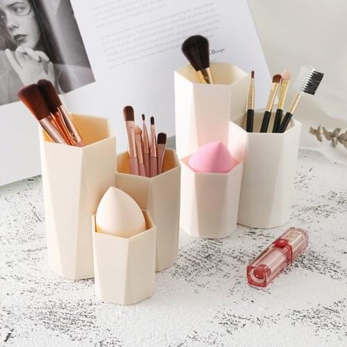 Cosmetic Storage Box Makeup Brush Storage Rack Lattice Family Bedroom Ladies Beauty Egg Storage Tool Toothbrush Toothpaste Cup
