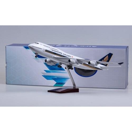 47cm airplane model toys B747 AIR Singapore Airways aircraft model with light and wheel 1/150 scale diecast resin alloy plane