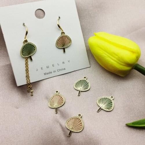 10pcs Kawaii Fan Enamel Charms Pendant Small Hand Fan Alloy Charms Fit Bracelet Earring Hair Jewelry DIY Accessory Finding YZ854
