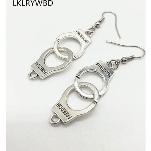 Fashion Creative New Police Pistol Bullets Earrings Handkerchief Earrings Personalized Fashion Jewelry Hipster Essentialearrings