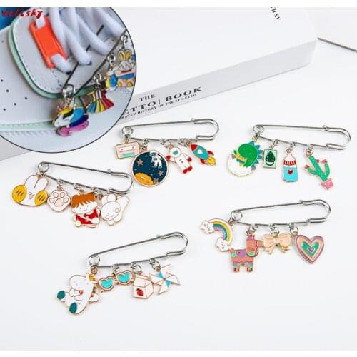 Cartoon Shoelace Charm Buckle Metal Shoelaces Buckle Accessories Metal Lace Lock DIY Sneaker