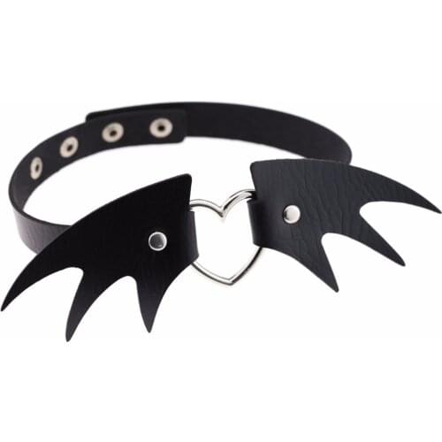 KMVEXO Collar Punk Heart Gothic Goth Choker Necklace Harajuku Lovely PU Leather Neck Buckle Rivet Necklaces Jewelry For Women