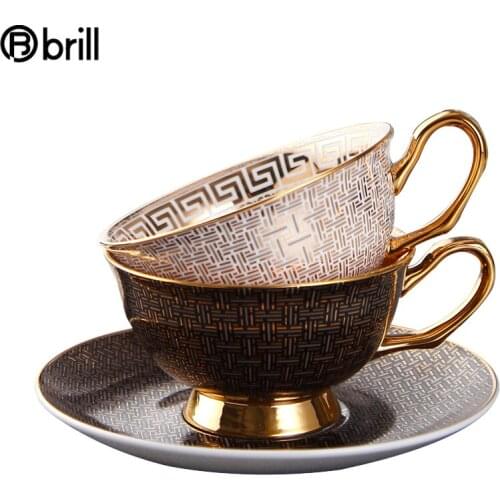 Luxury Gold Cup Set Retro Royal Tea Cup with Handle Spoon Vintage Bone China Tea Cup Set Tasas De Cafe Portable Cups Luxury
