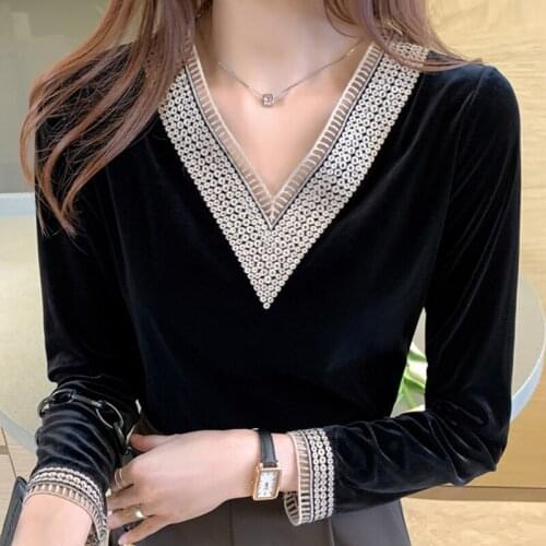 Blusas Mujer De Moda 2021 Winter Shirt Women V-Neck Black Velvet Blouse Long Sleeve New Korean Fashion Woman Clothes Tops Femme