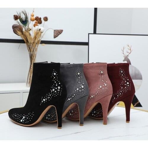 European and American fashion thin heel short boots 20 autumn / winter new rivet thick bottomed Martin boots high heel womens B
