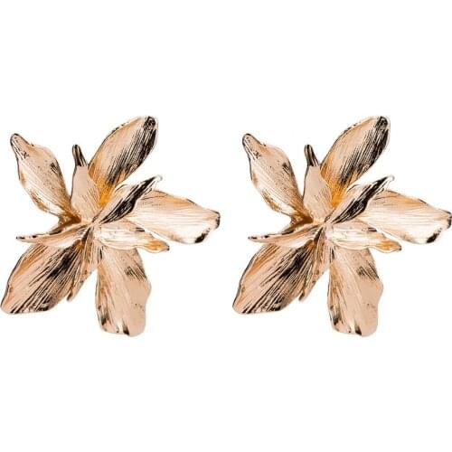 Fashion 2019 New Ladies Beautiful Metal Flower Stud Earrings For Women Korean Jewelry Girls Gifts Earring Brinco