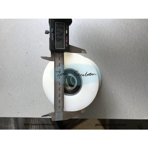 SCRL011 Escalator Belt Roller OD98mm W70mm Bearing 6204-2RS