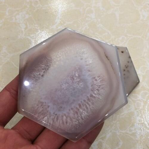 Natural crystal gem, agate stone, hand-cut hexagonal shape, for a very beautiful water cup base